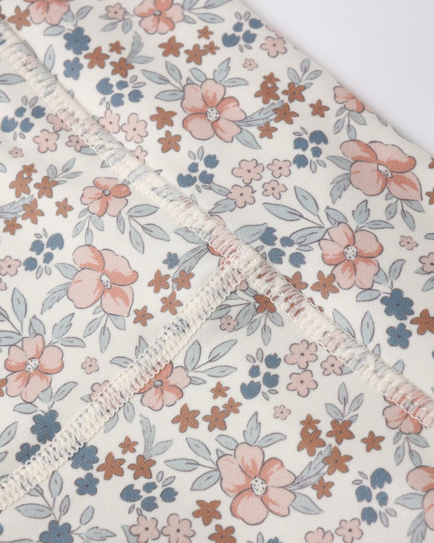 Shortie Kurzes Blumenfeld