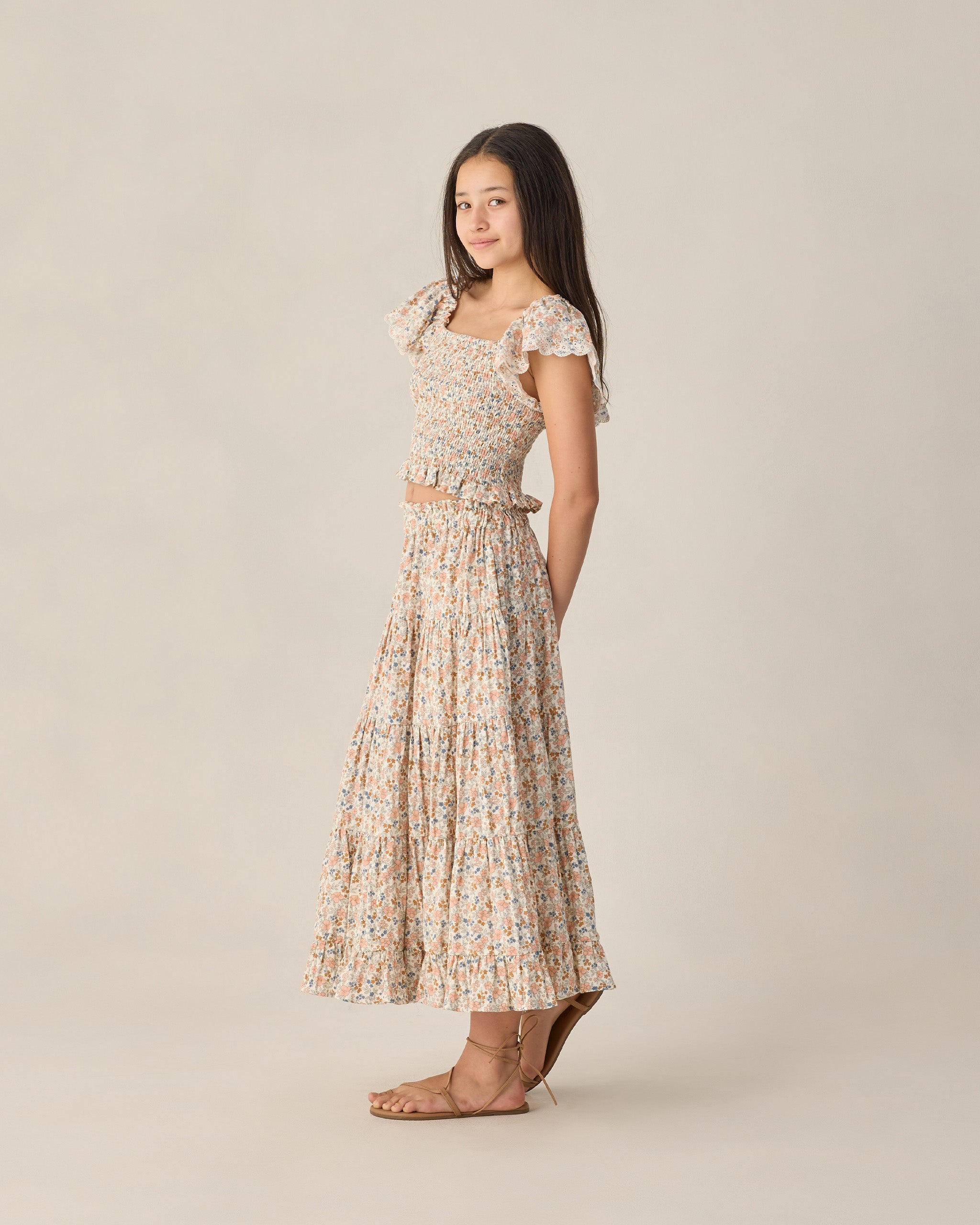 Teen Zayla Top Flower Fields – Rylee + Cru