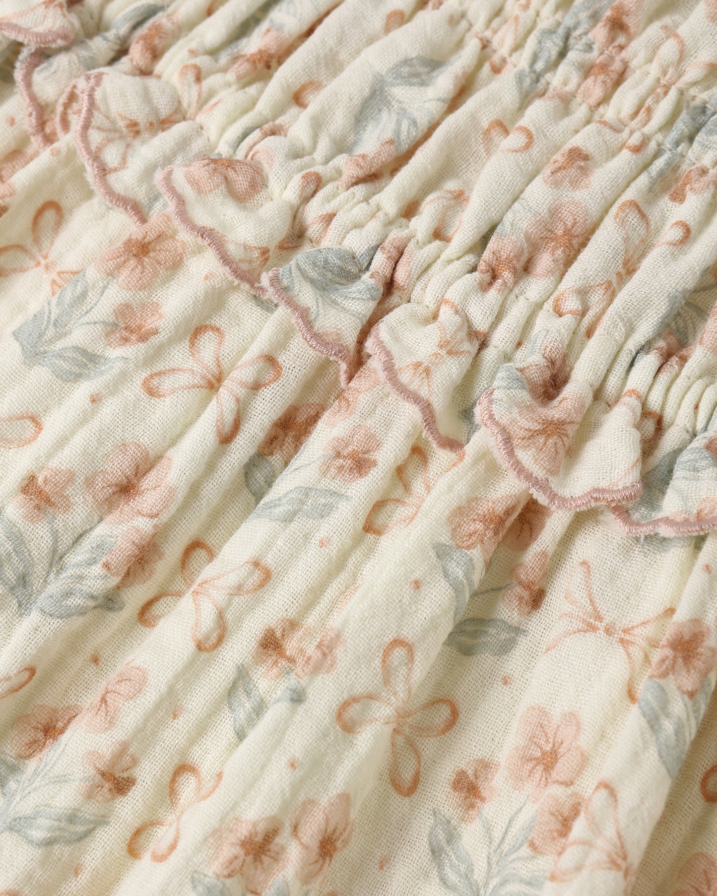 Fleur de débardeur smocké