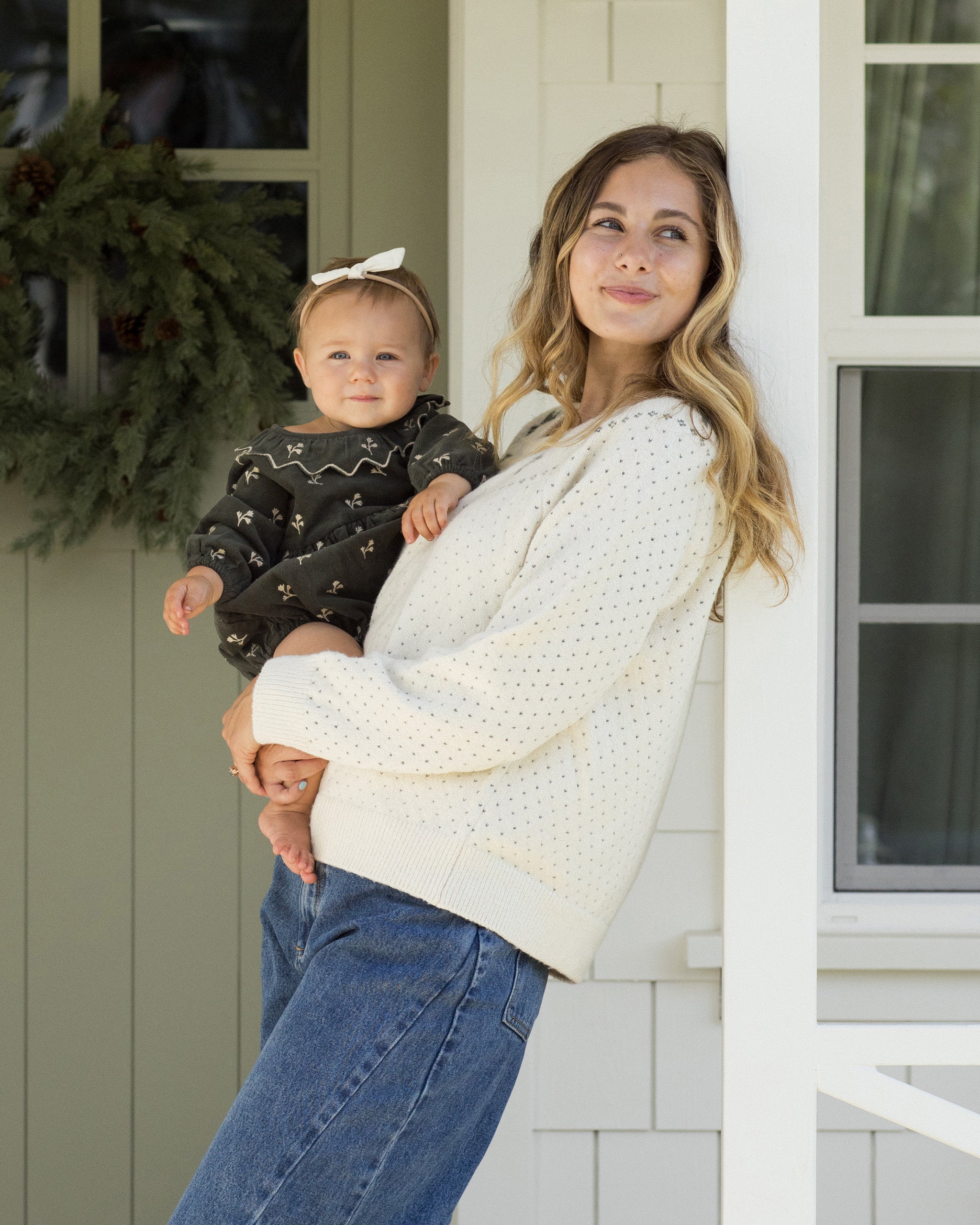 Rylee + Cru || Mommy and Me Matching Christmas Outfits