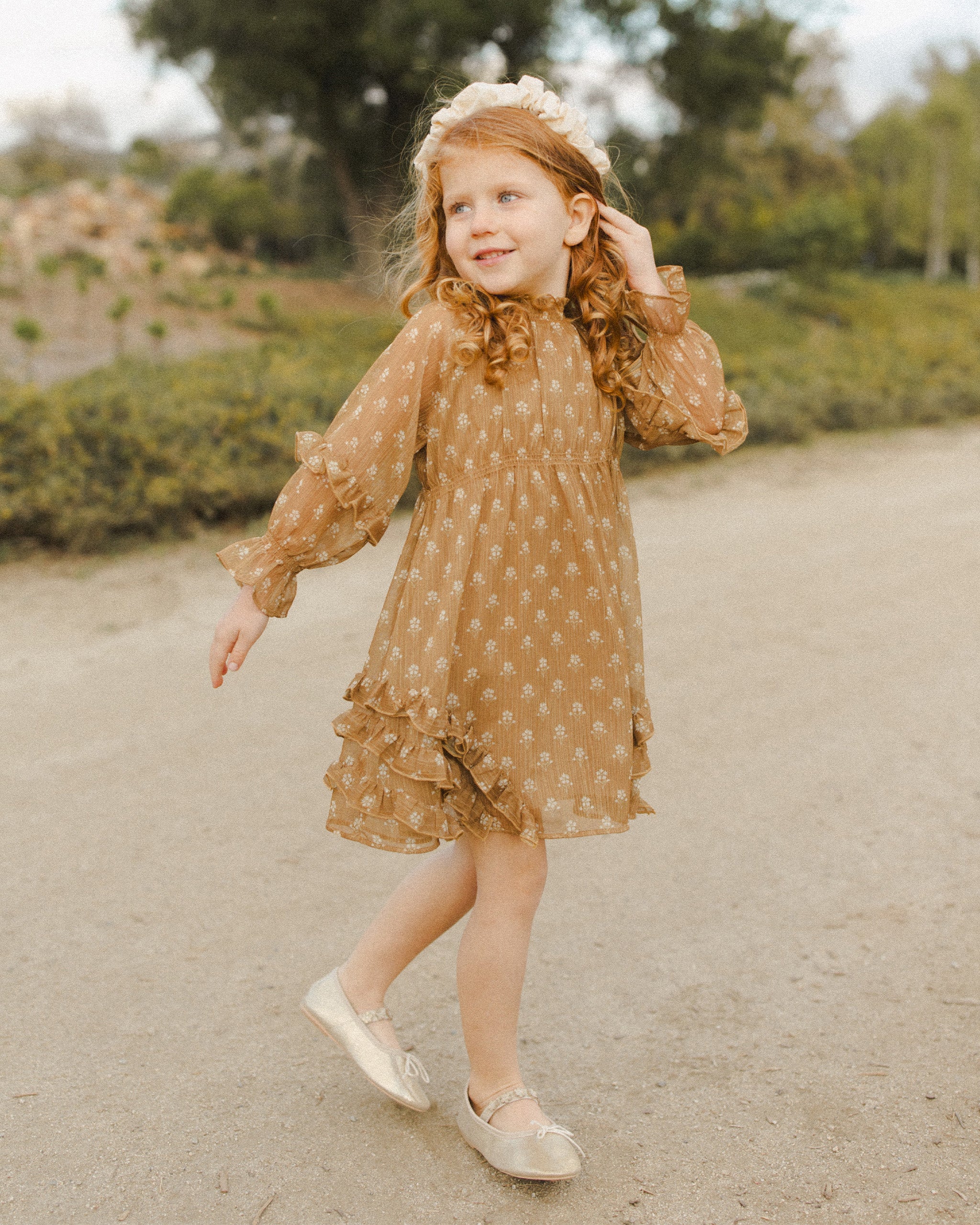 Mirabelle Dress || Daisy