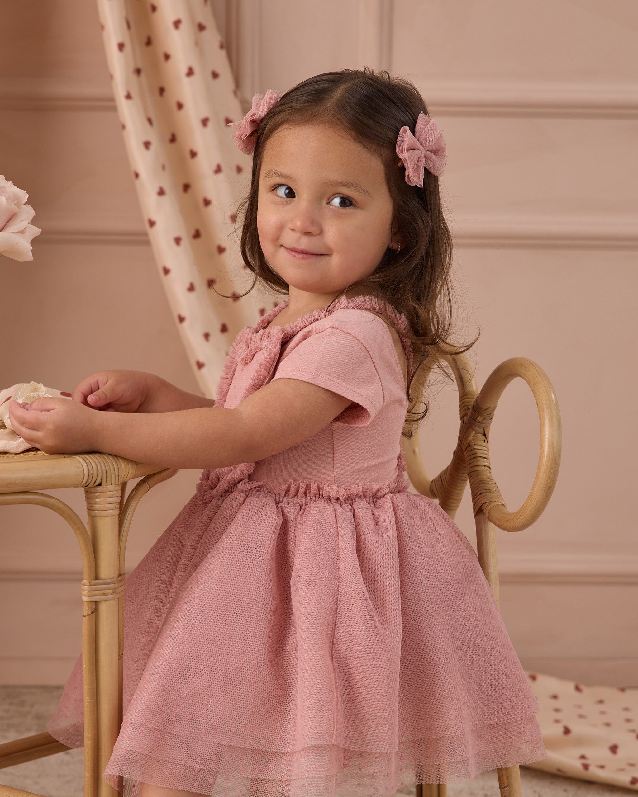 颤动薄纱夹 |粉色的