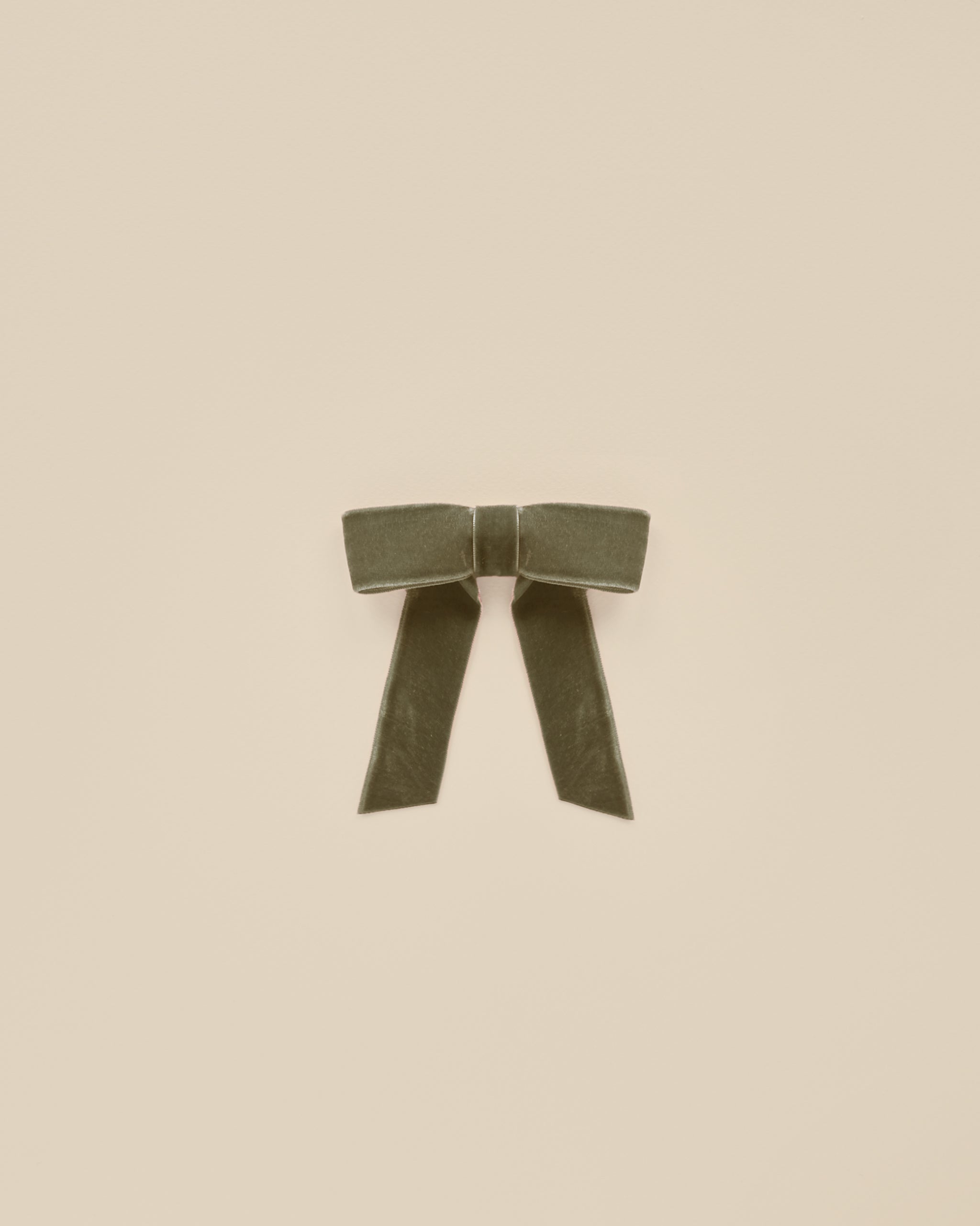 Velvet Bow || Olive