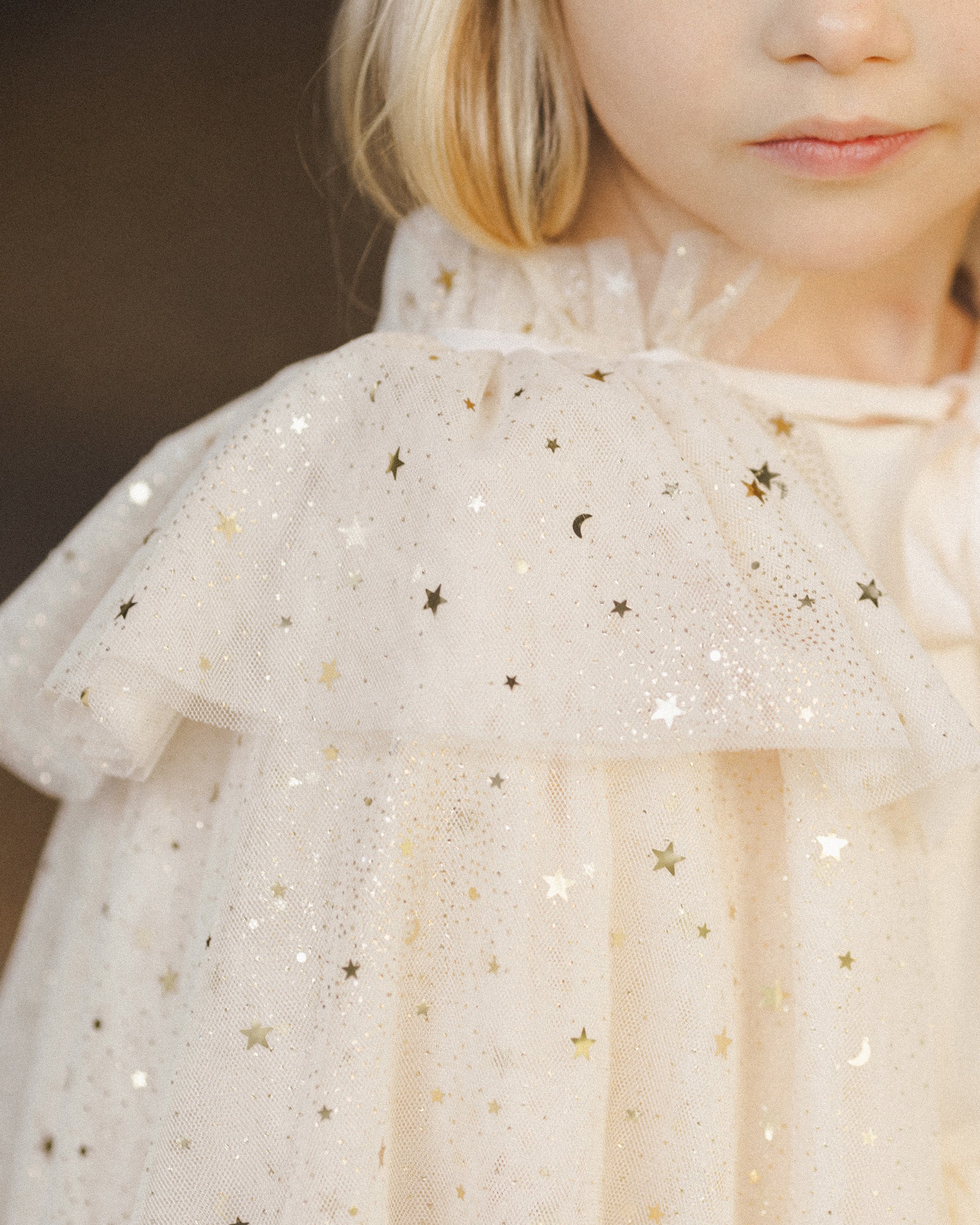 Tulle Cape || Champagne Stars