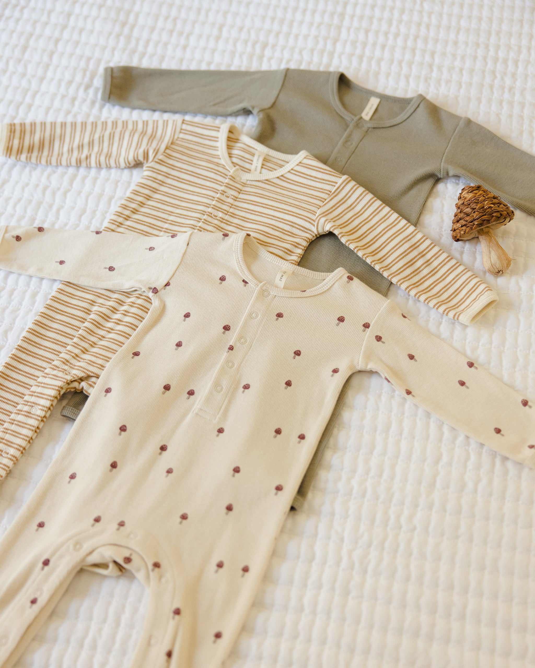 Ribbed Baby Jumpsuit || Mushrooms