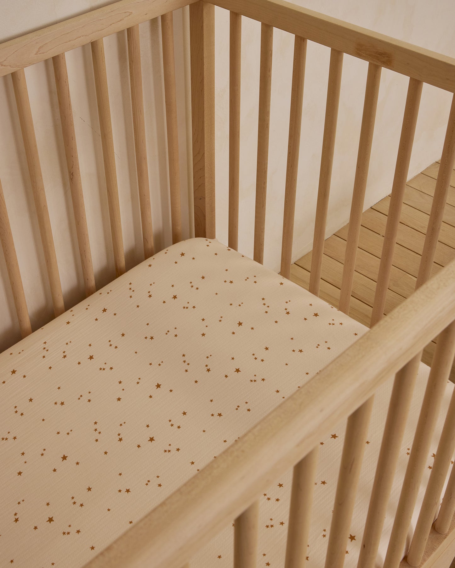 Woven Crib Sheet || Stars