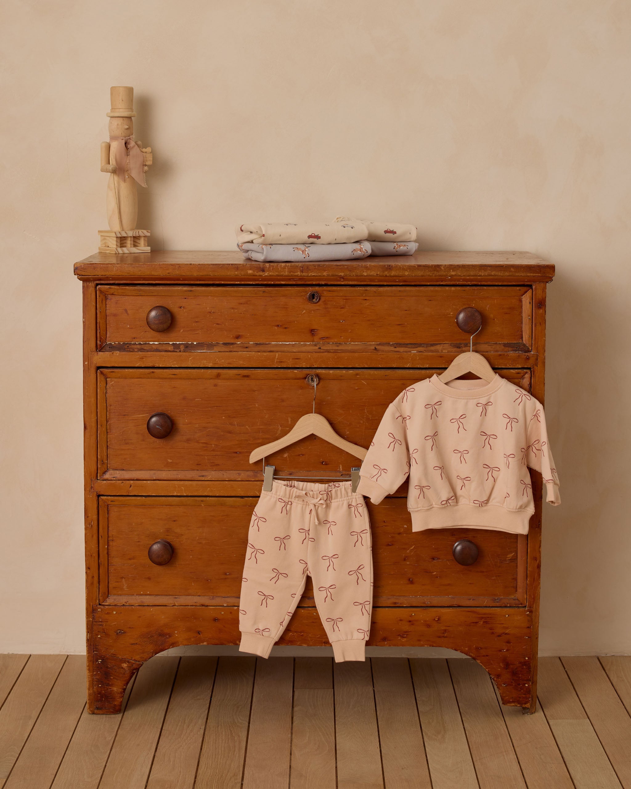 Relaxed Fleece Sweatpant || Red Bows - Rylee + Cru | Kids Clothes | Trendy Baby Clothes | Modern Infant Outfits |