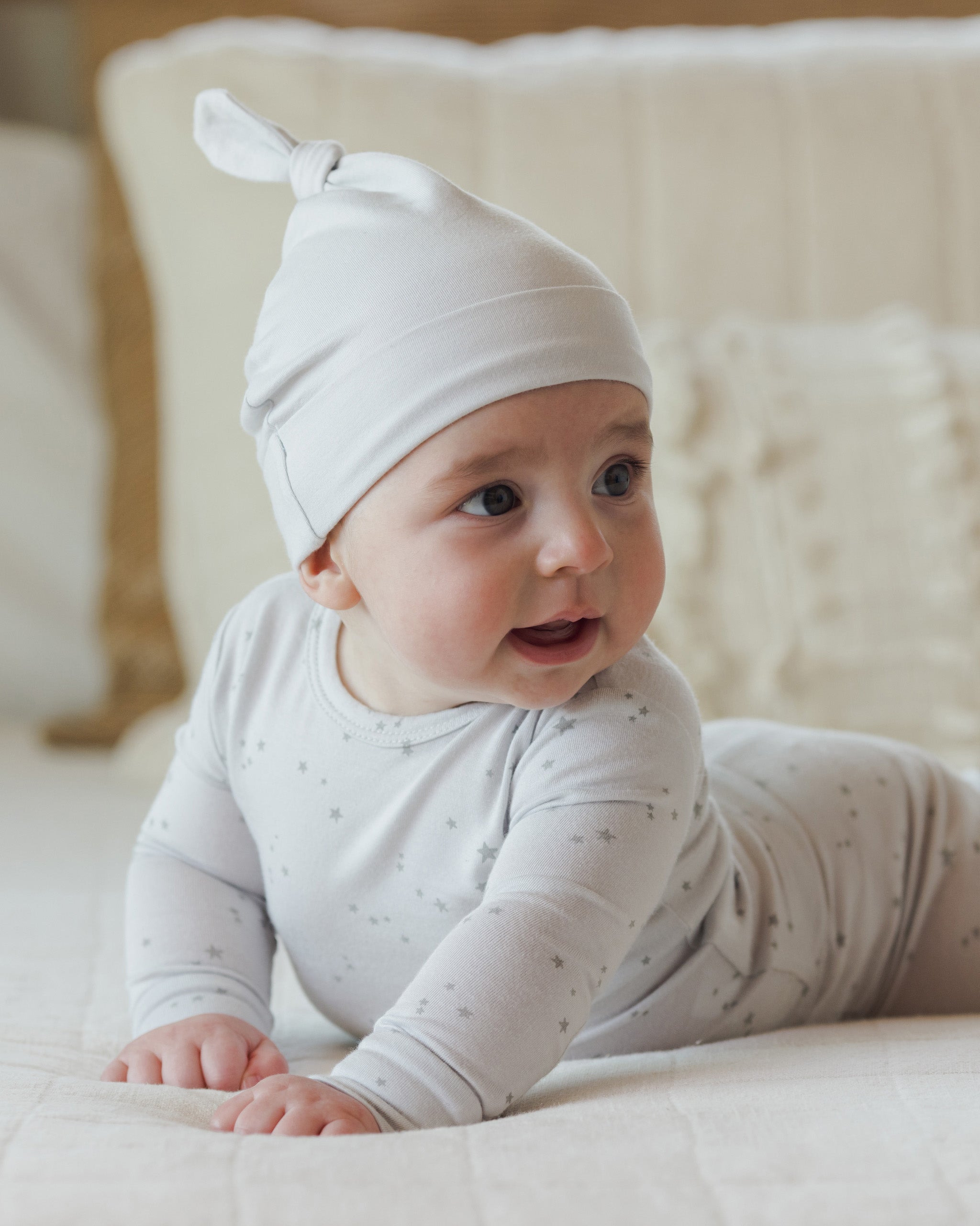 Modal Pajama Set Stars Fog – Quincy Mae