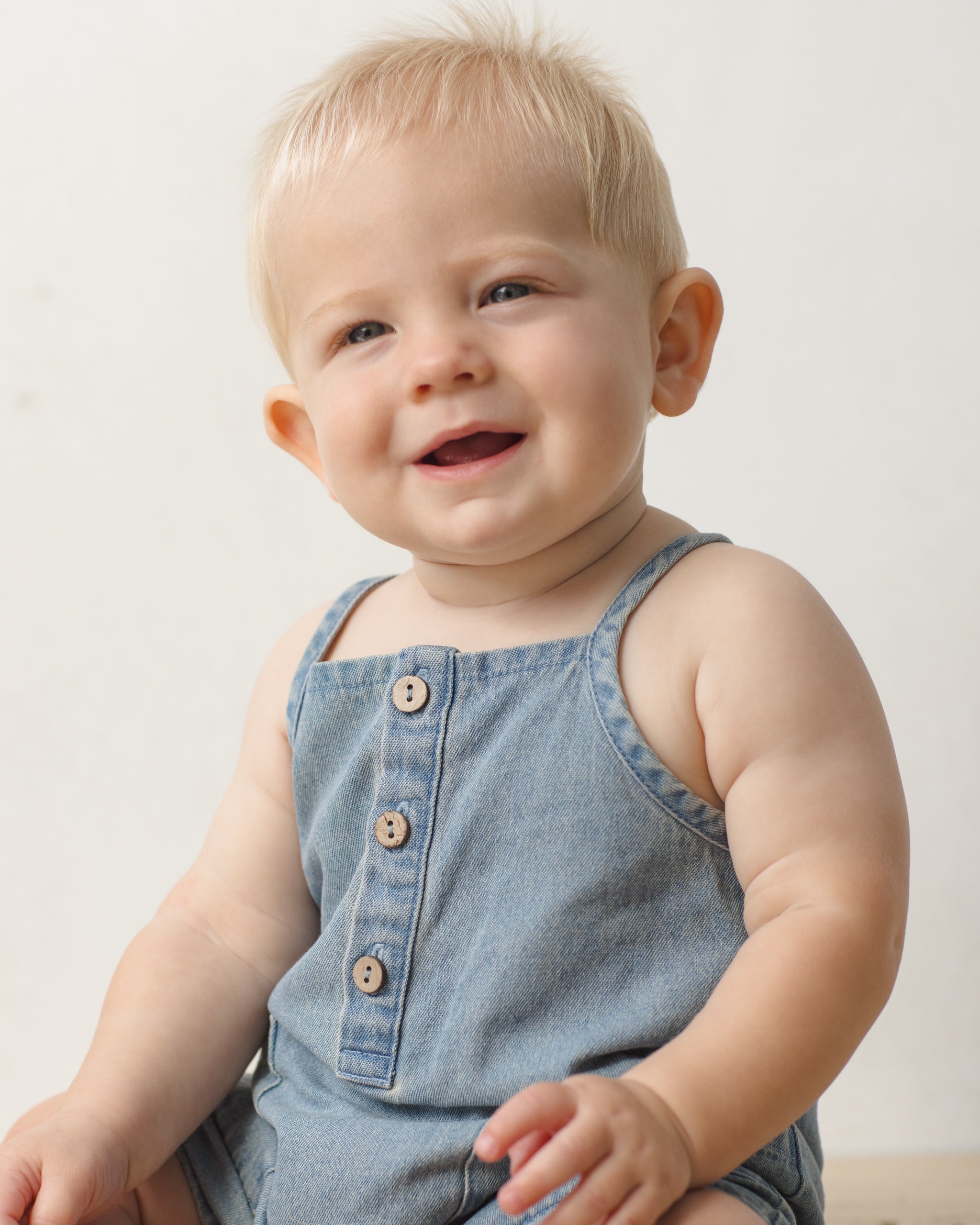 Oakley Romper Lightweight Denim – Quincy Mae