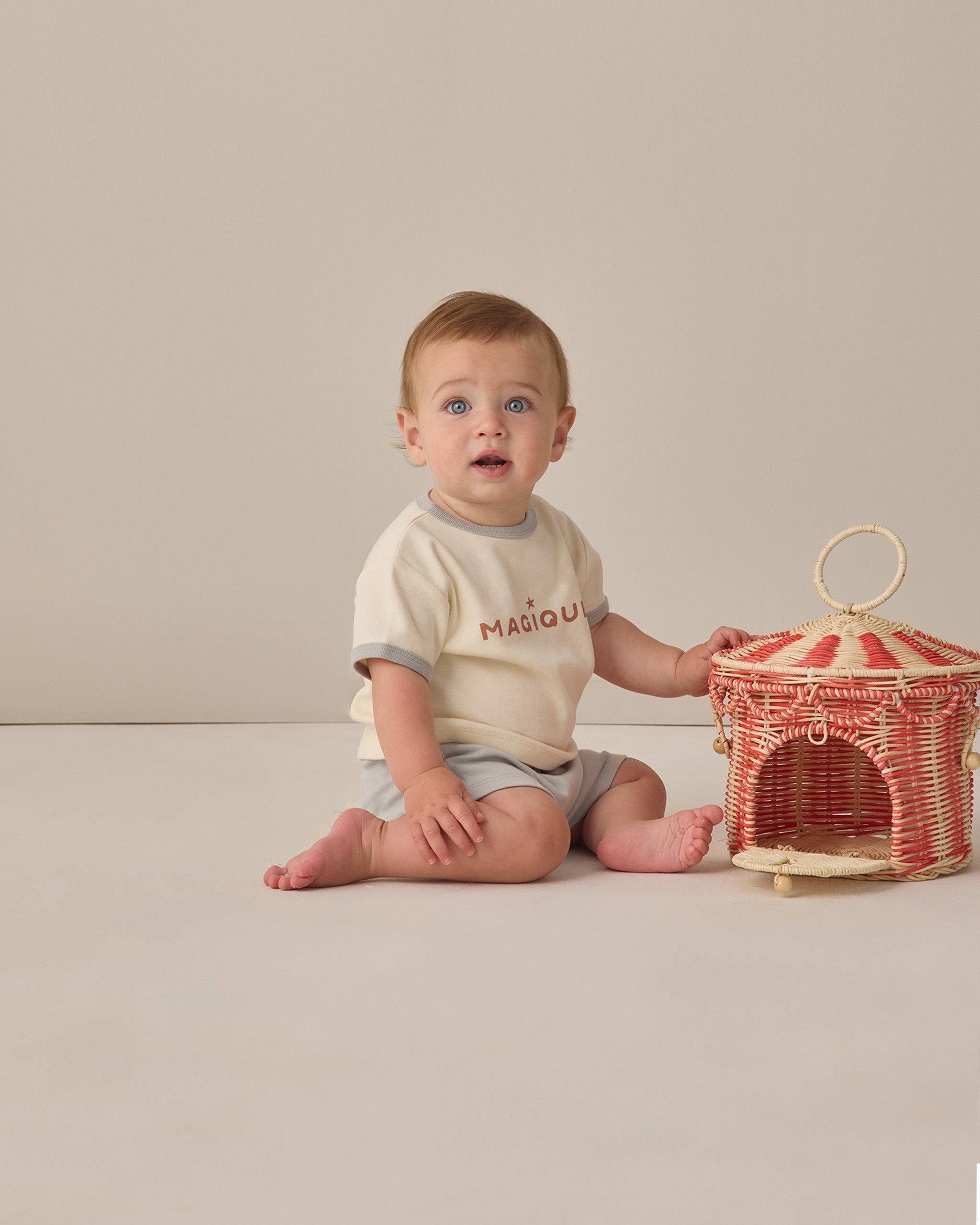 Ringer Tee Magique – Quincy Mae