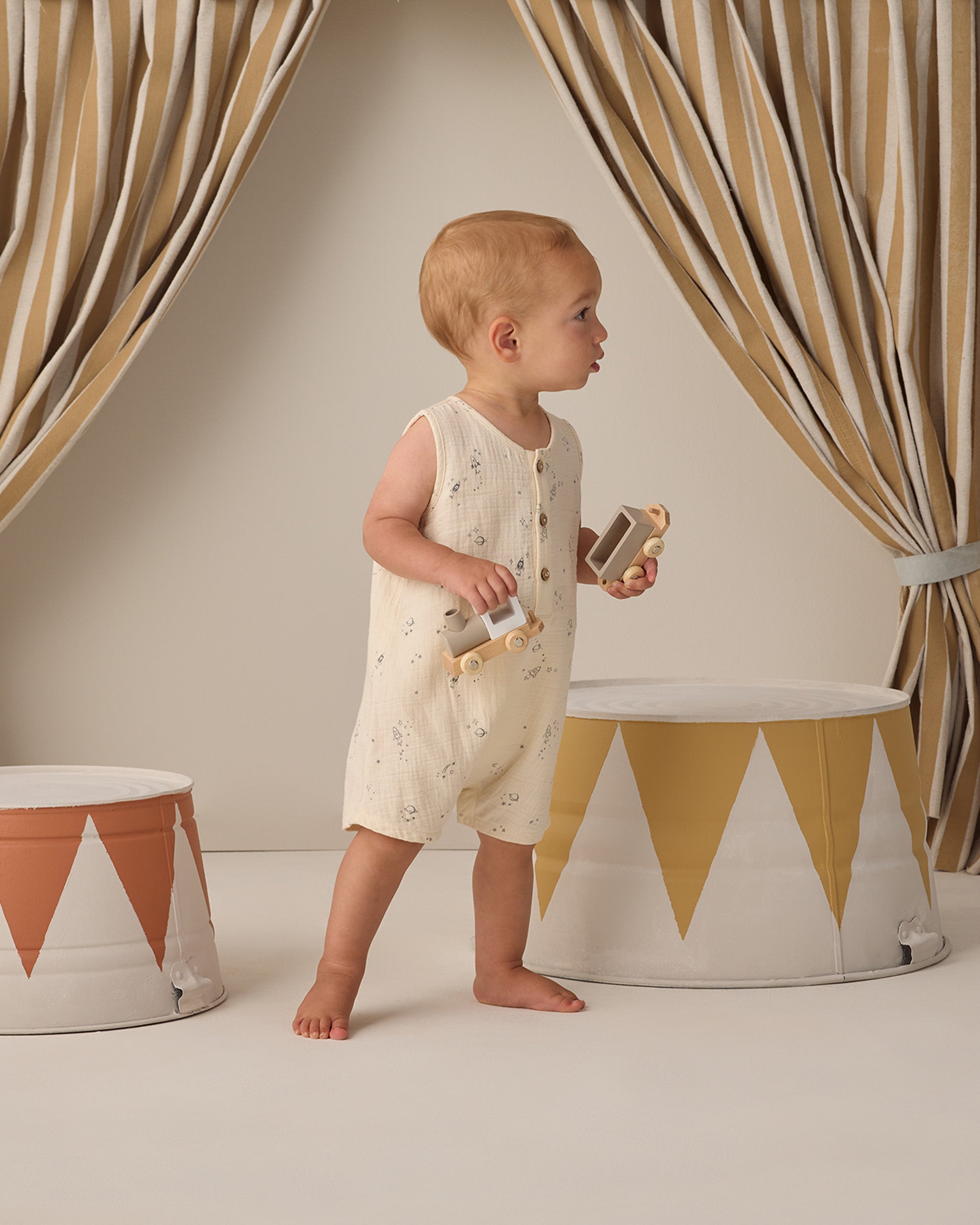 QM542 Jack Romper – Rylee + Cru