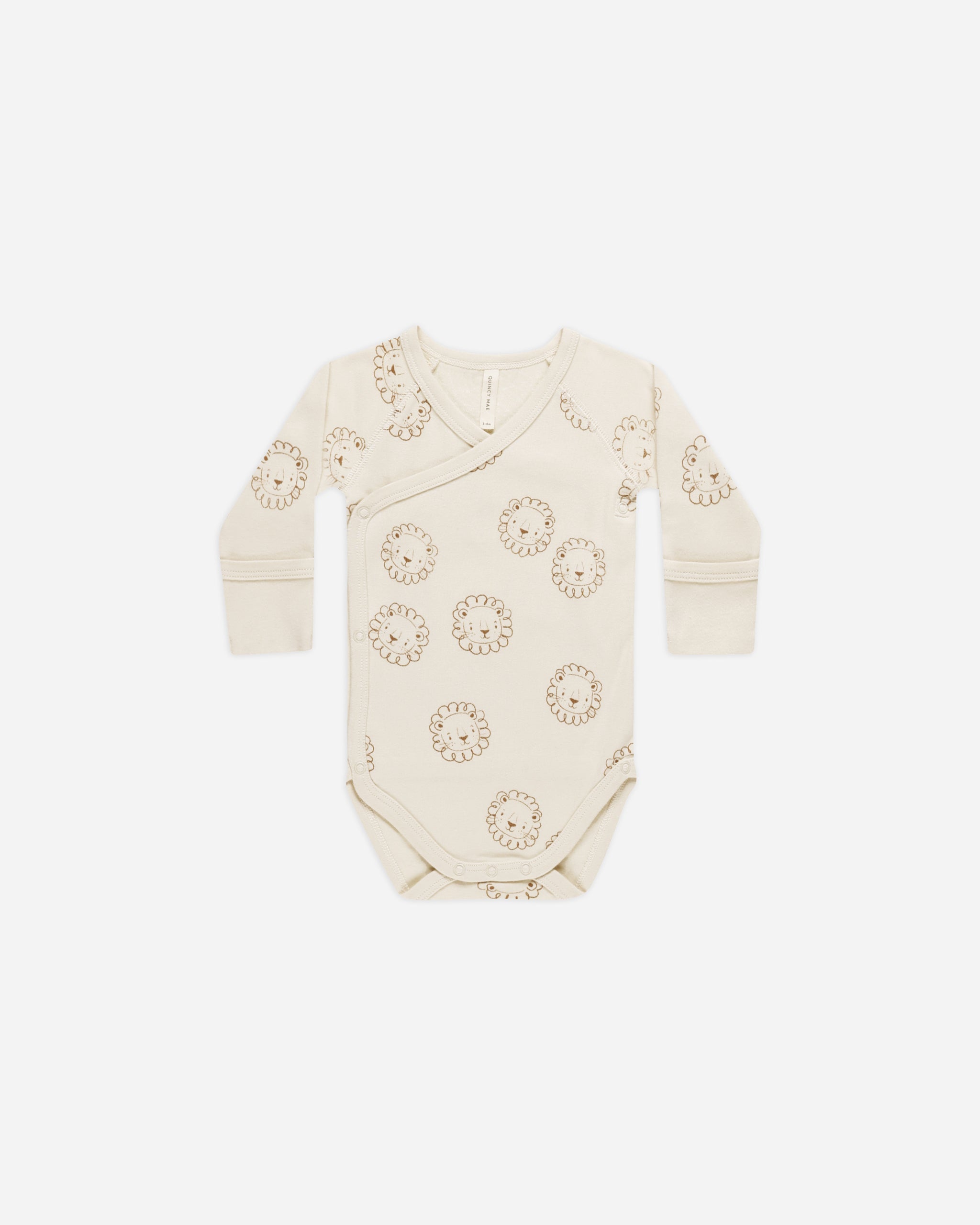 Baby boy clothes top nb - 0-3 Quincy Mae etc