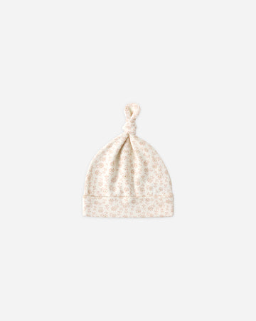 Knotted Baby Hat Ditsy – Quincy Mae