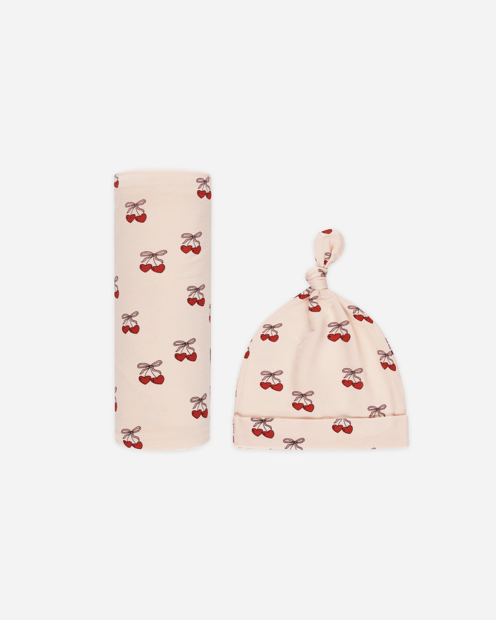Quincy Mae Bamboo Swaddle + Knotted Hat - Valentine main image 1