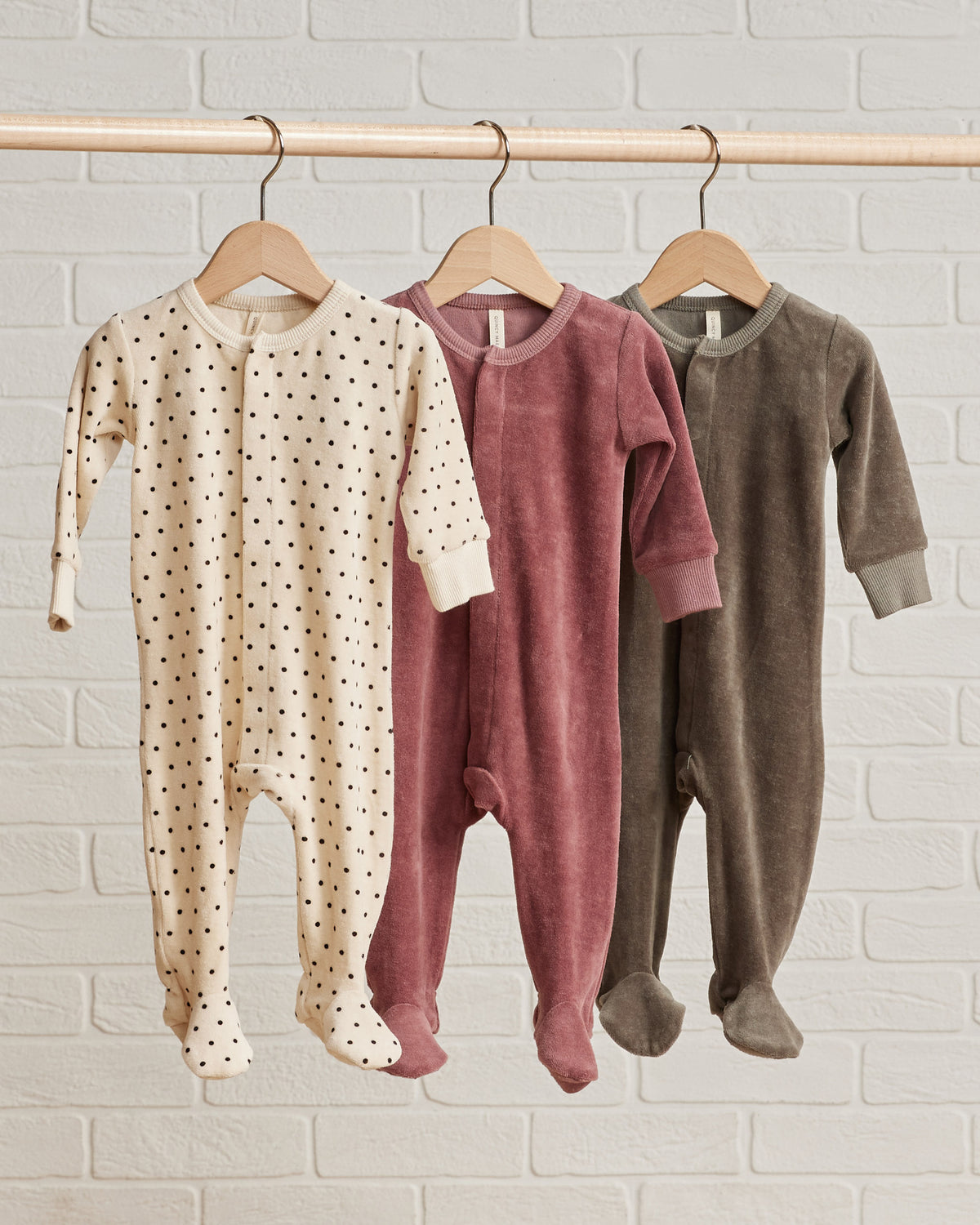 Quincy Mae Hidden Snap Footie -Clay