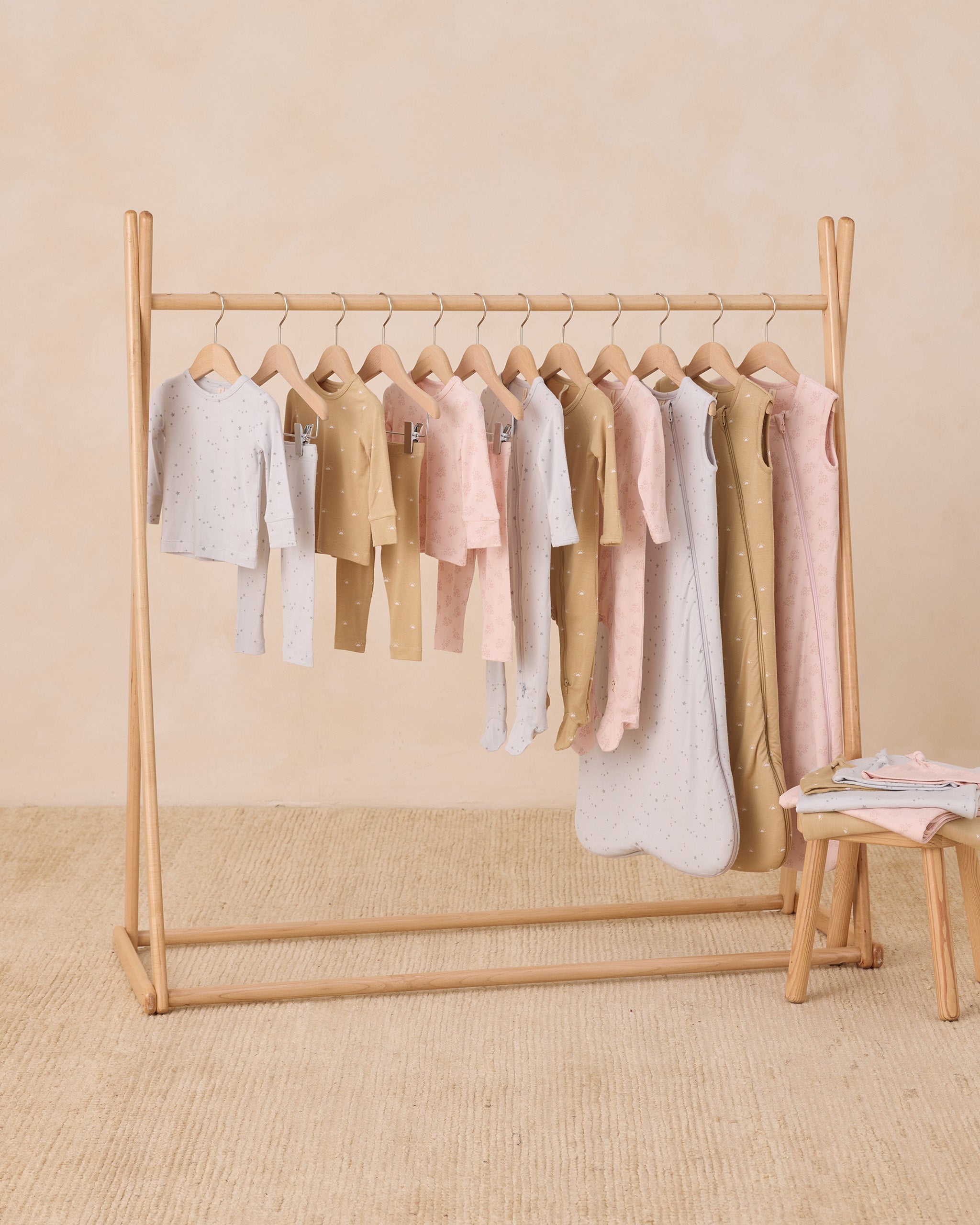 Modal Pajama Set Stars Fog – Quincy Mae