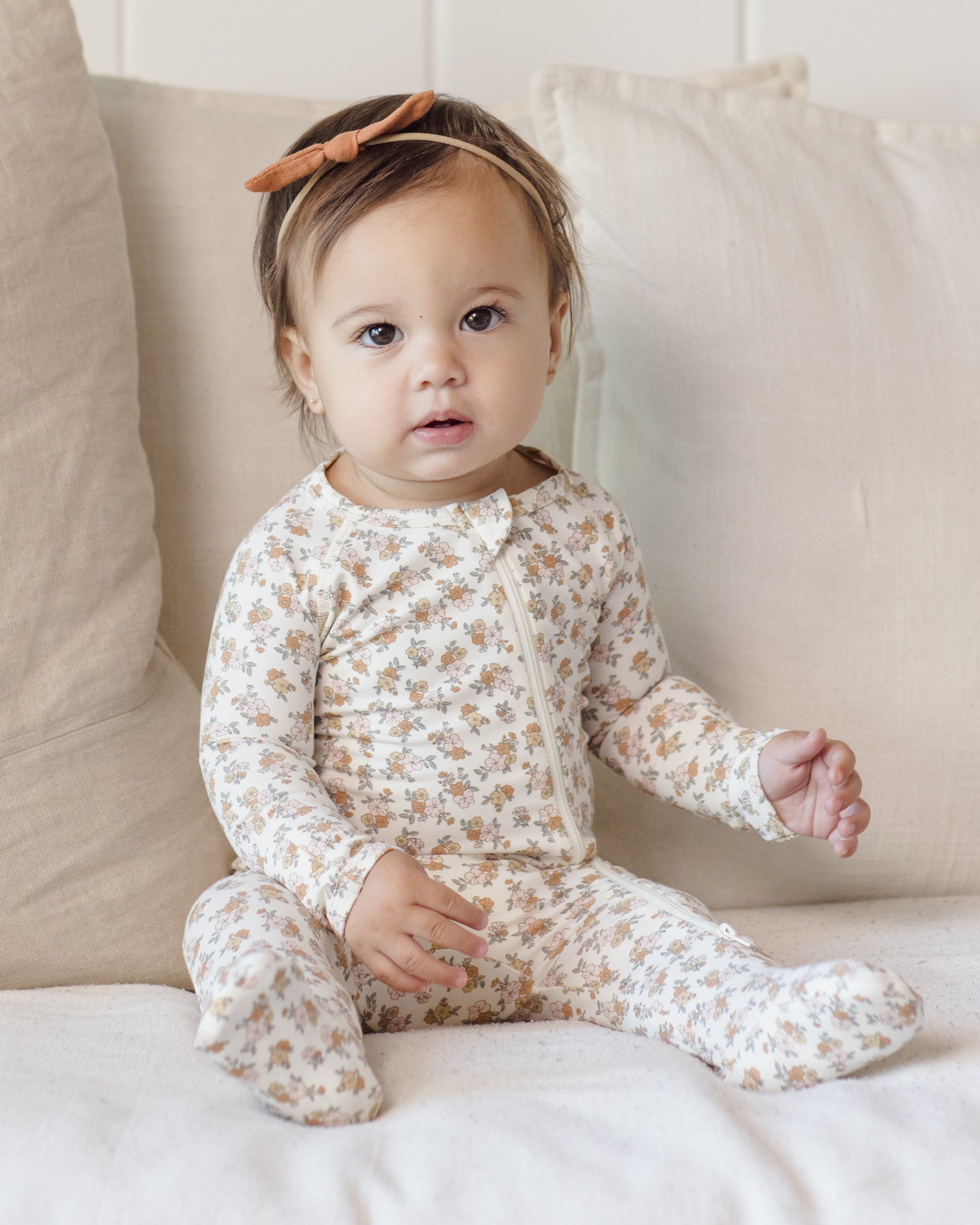 Bamboo Zip Footie Wildflower – Quincy Mae
