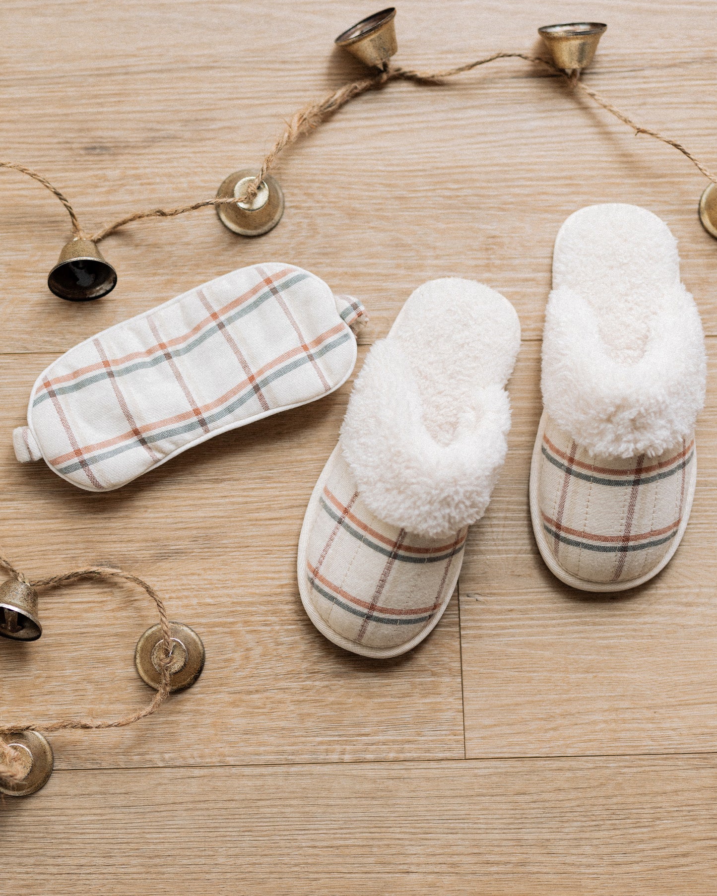 Slippers || Holiday Plaid