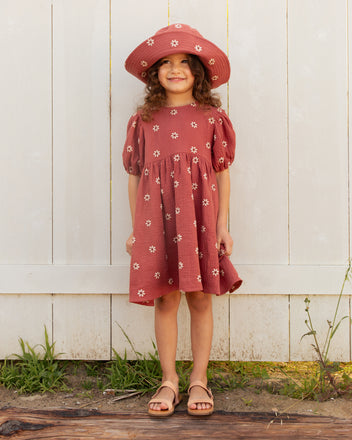 Rylee + Cru Bucket Hat - Embroidered Daisies main image 0