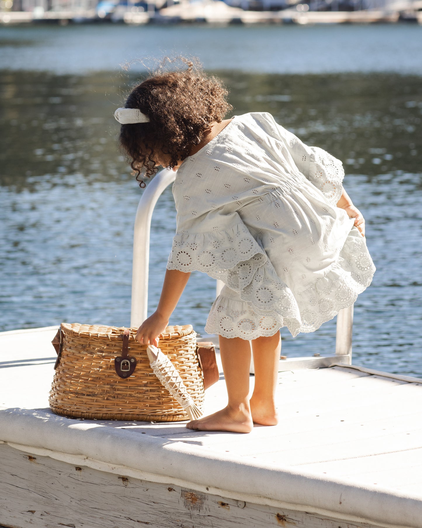 قفطان يغطي رغوه البحر