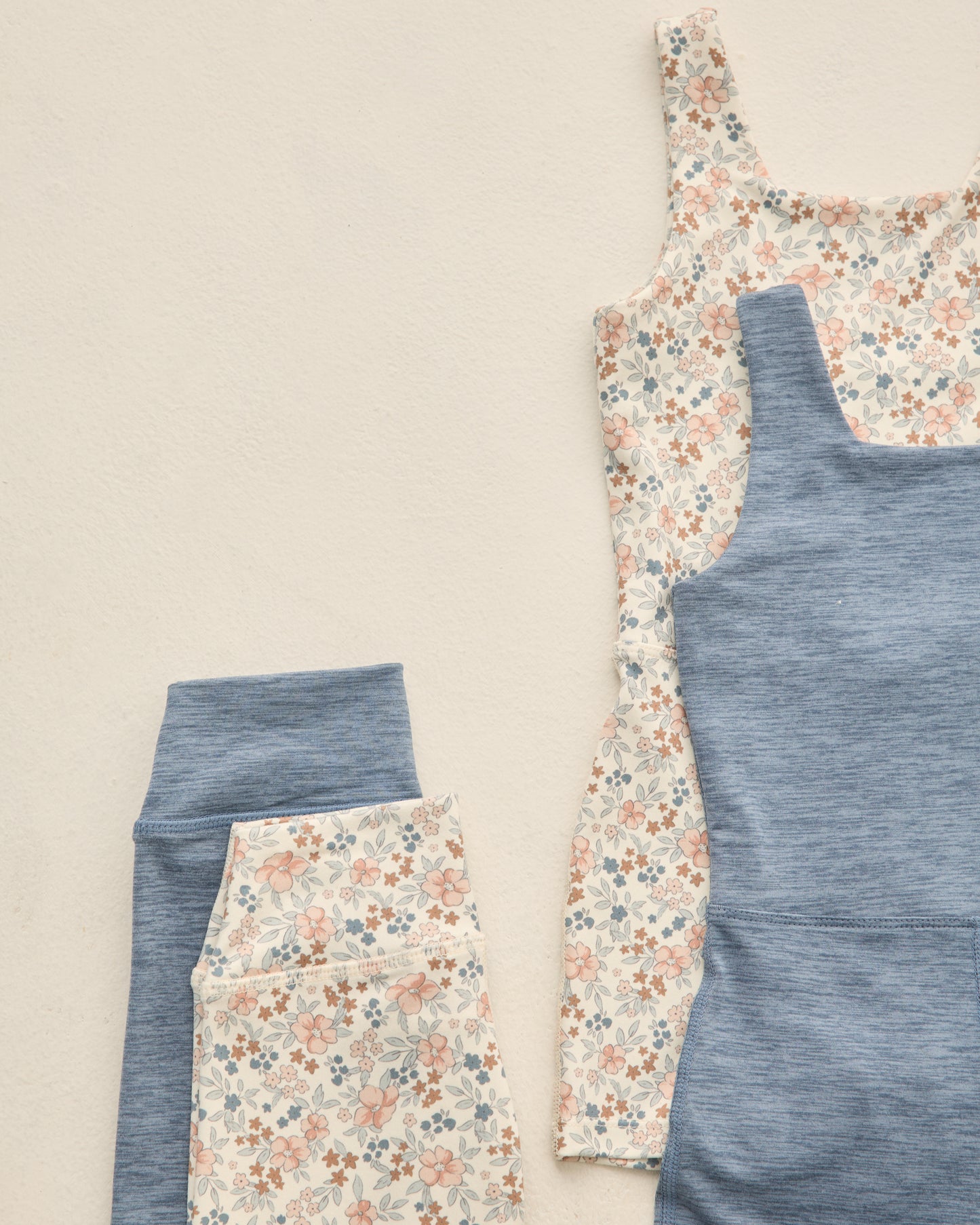 マリブ ボディスーツ フラワー フィールド