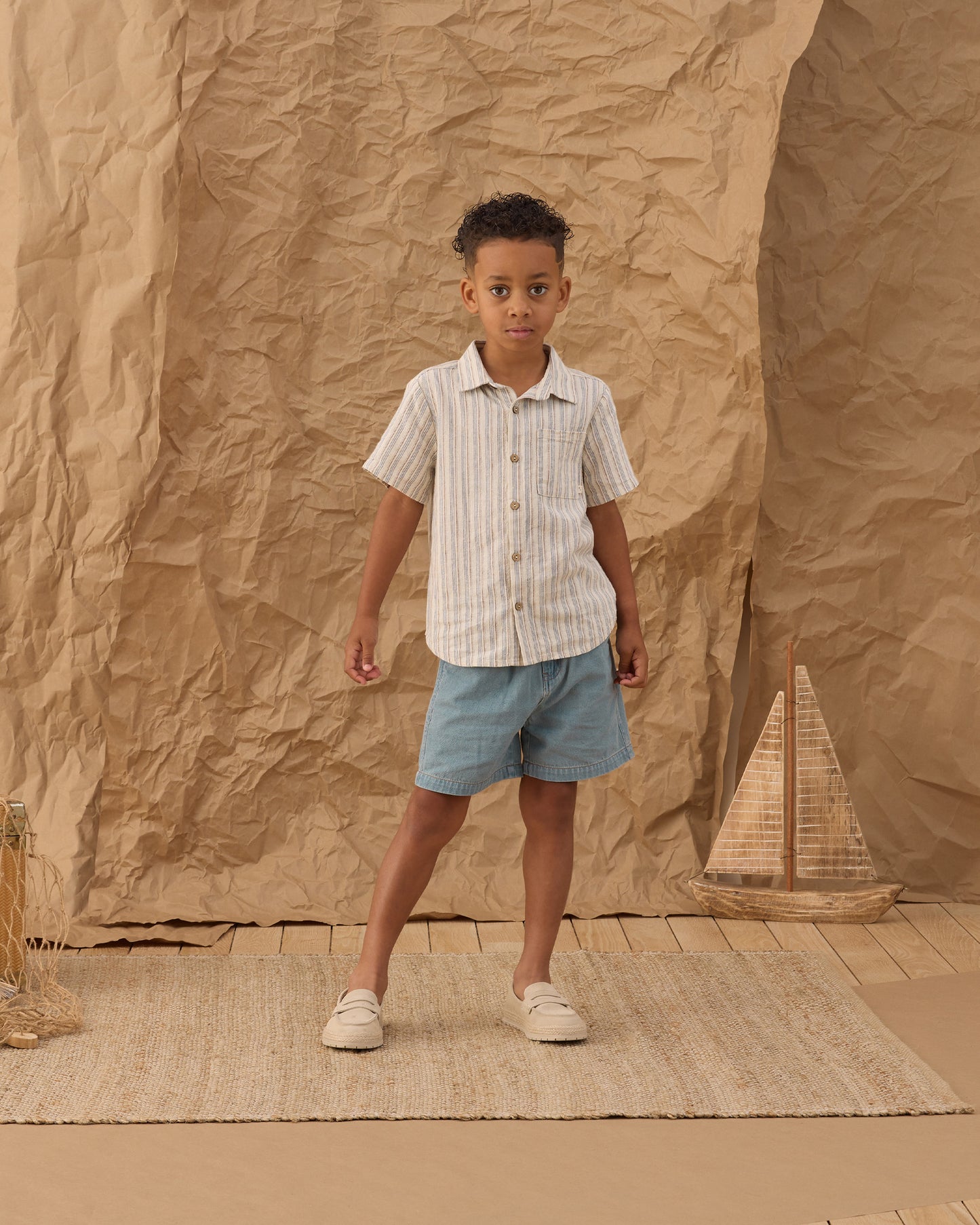 داوسون قصير مغسول باللون الأزرق