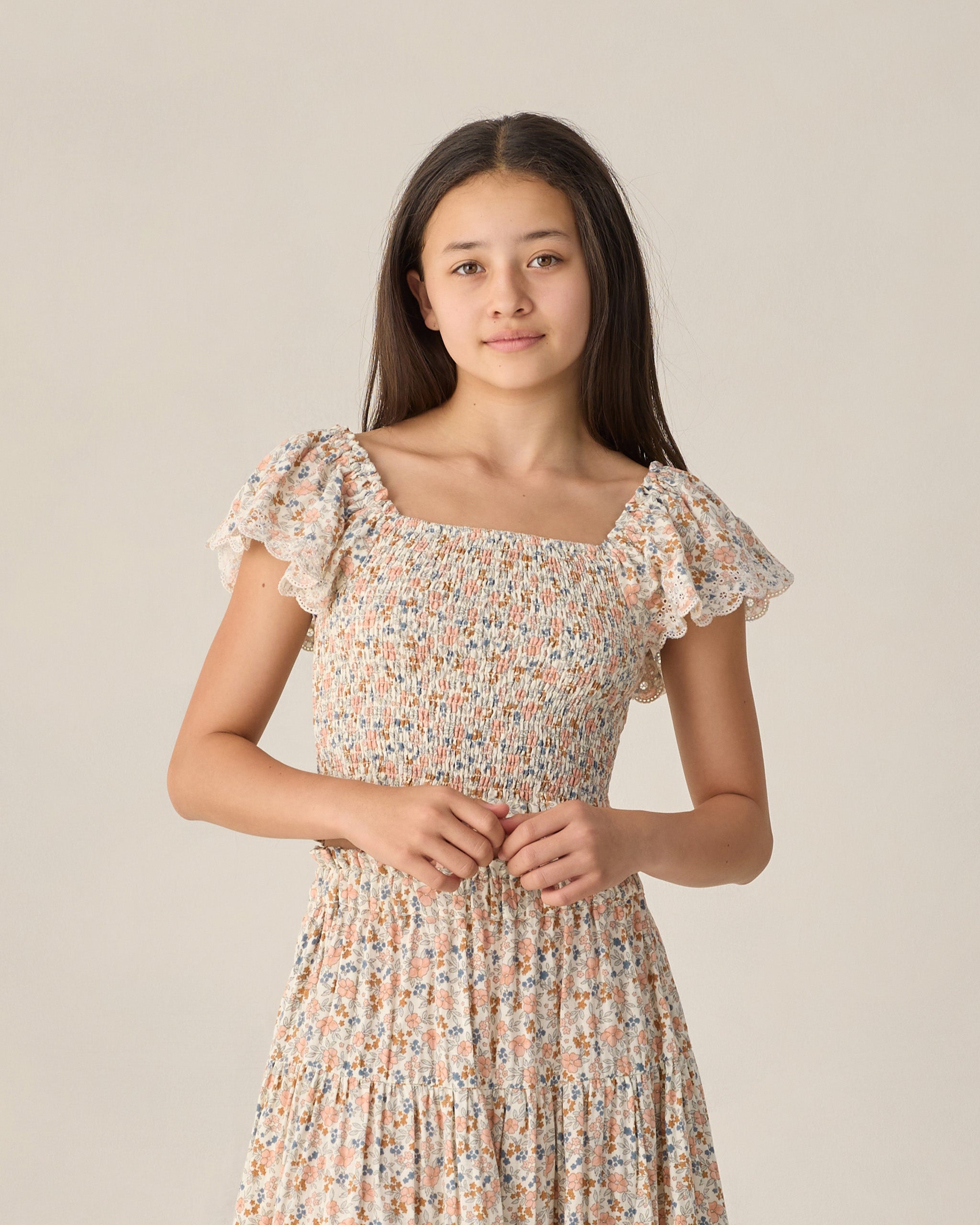 Teen Zayla Top Flower Fields – Rylee + Cru