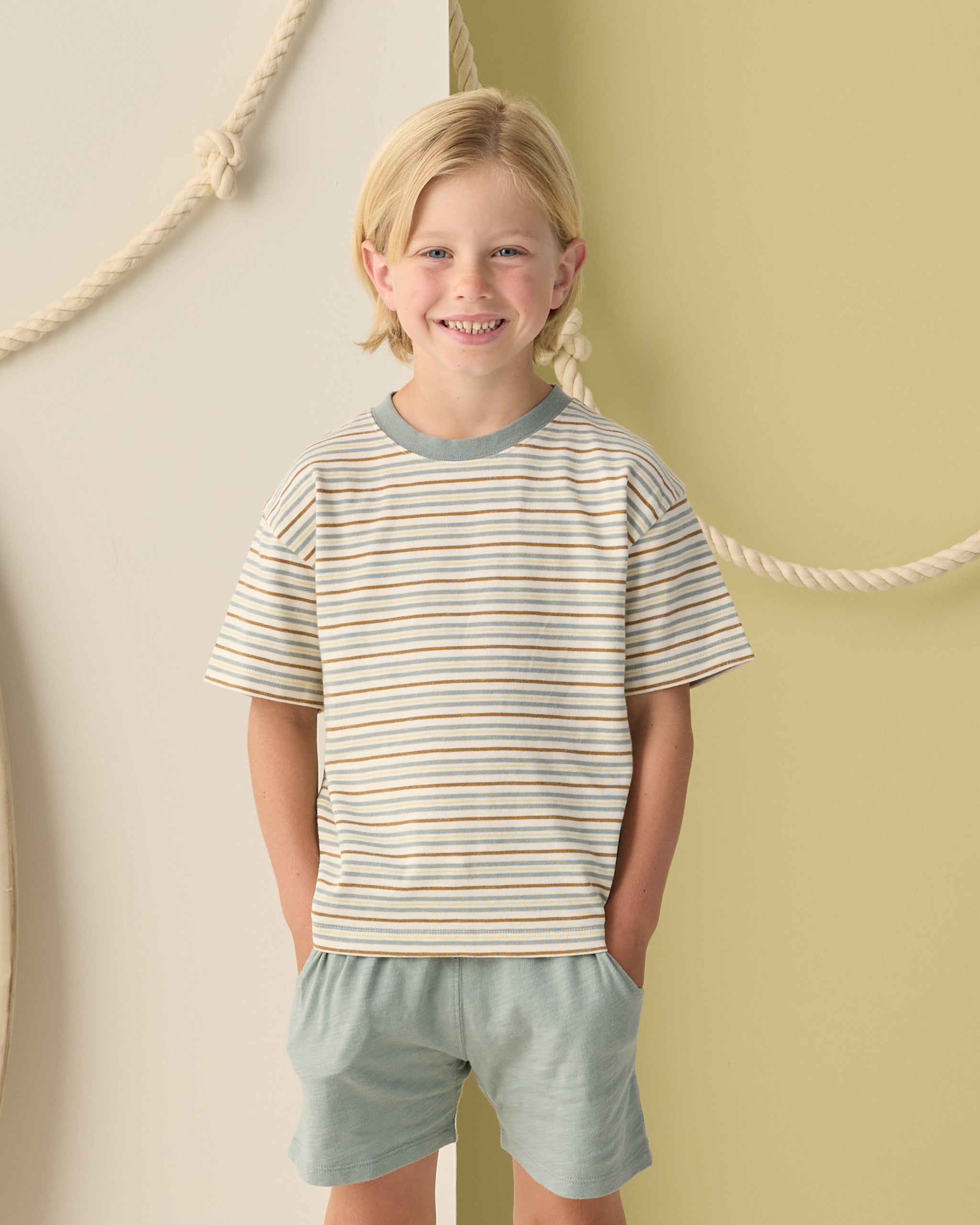 Relaxed Tee Vintage Stripe – Rylee + Cru