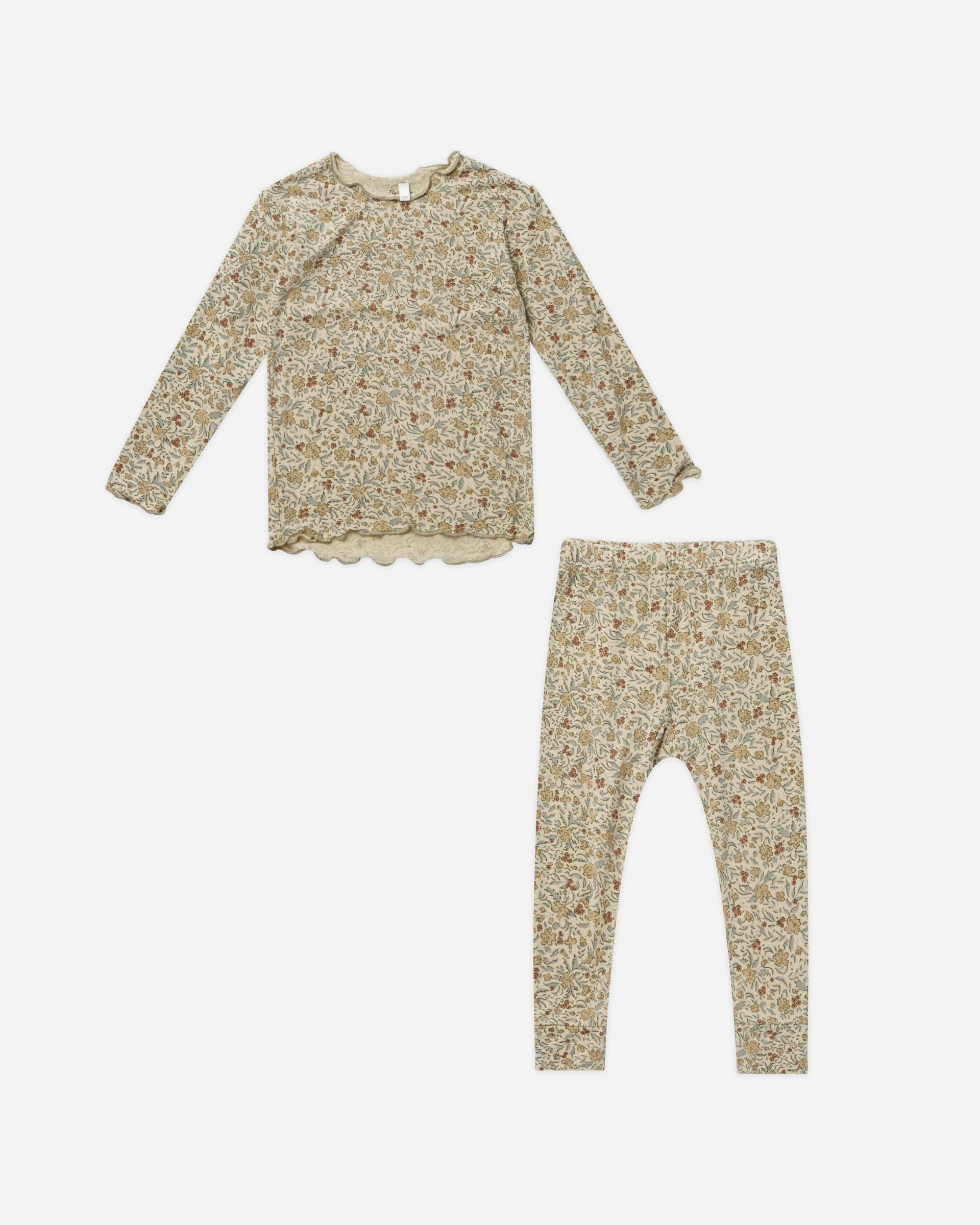 Rylee + Cru Long Sleeve Pajamas in Holiday Flannel
