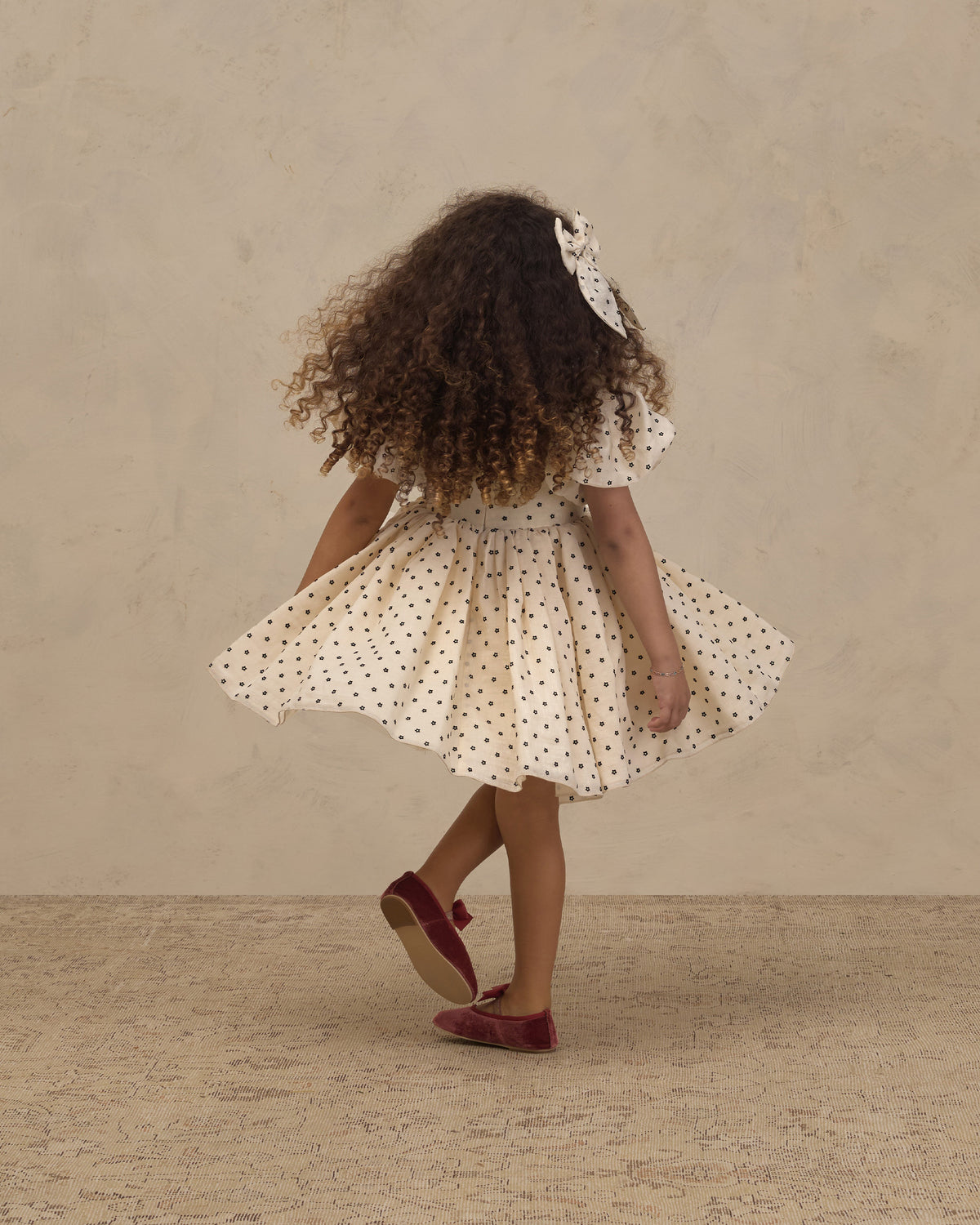 Sofia Dress Black Daisy